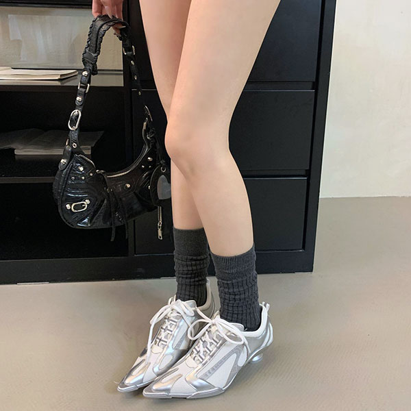 SPORTS POINTED TOE SHOES