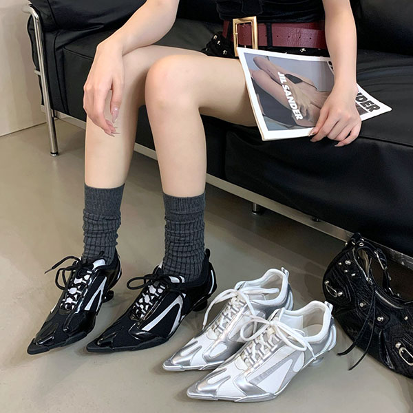 SPORTS POINTED TOE SHOES