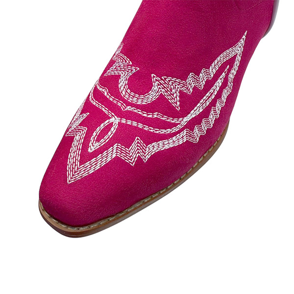 POINTED WESTERN BOOTS