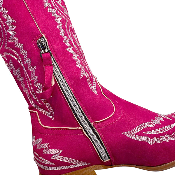 POINTED WESTERN BOOTS