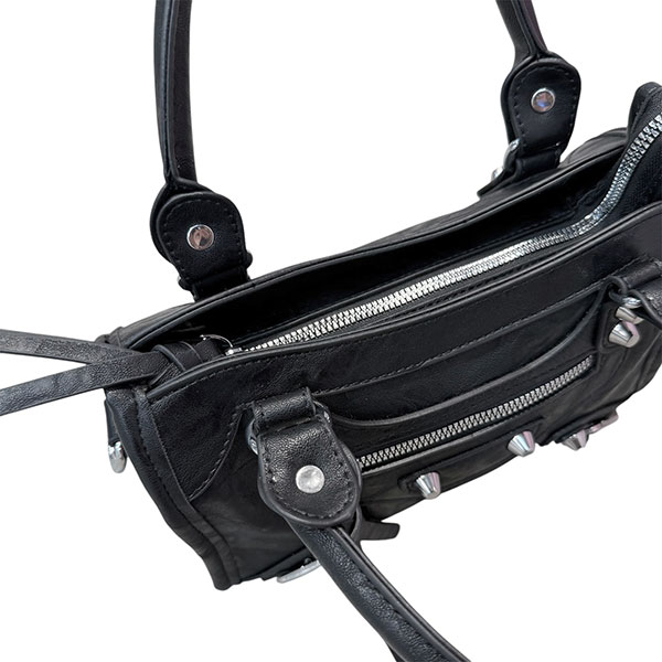 STUDS SHOULDER BAG