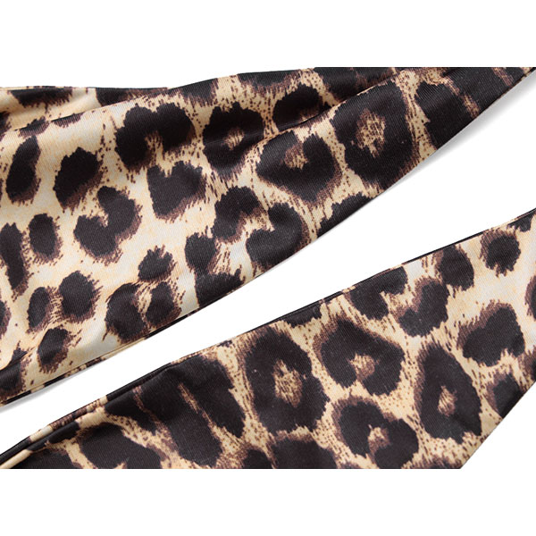 HOLLOW HALTER NECK