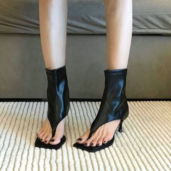 STILETTO HEEL THONG SANDAL