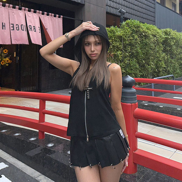 ZIP HOOD VEST