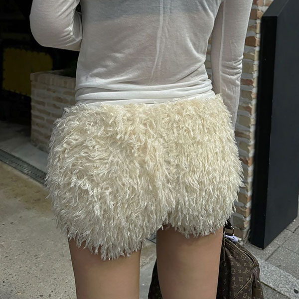 FUR SHORTS