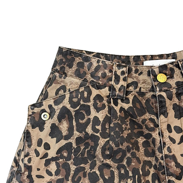 LEOPARD CARGO SHORTS
