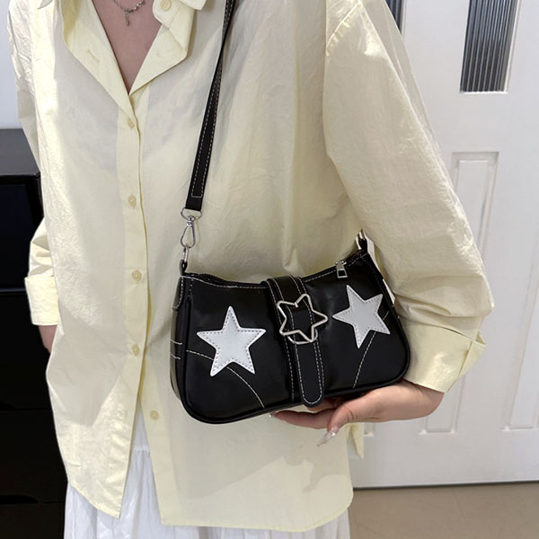 STAR PATCH SHOULDER BAG