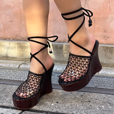 STRING MESH WEDGE SANDAL