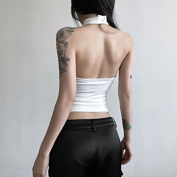BACKLESS HALTER NECK