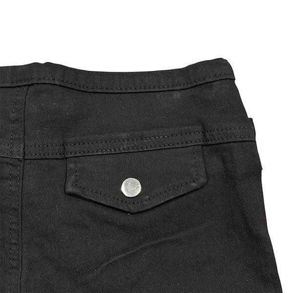 STUDS BELT SHORTS