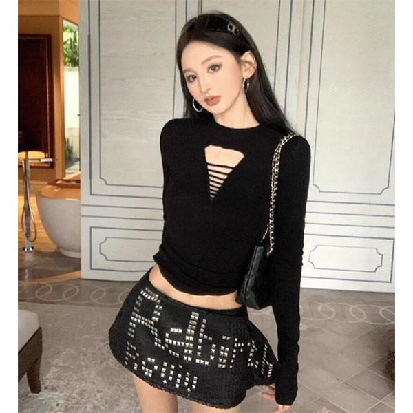 LETTER STUDS SKIRT