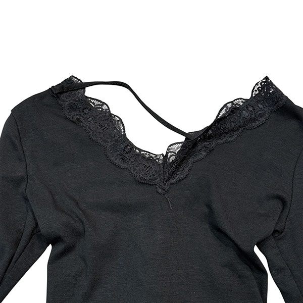 BACK RING LACE CUTSEW