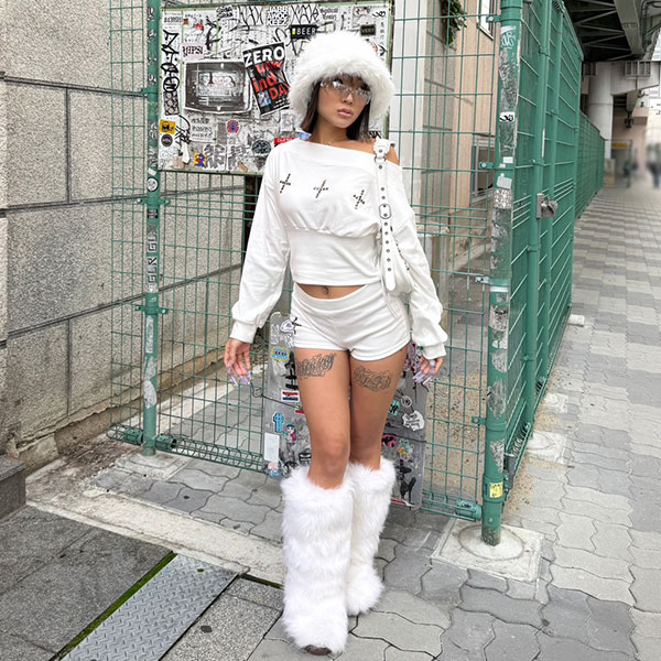 CROSS STUDS OFF SHOULDER