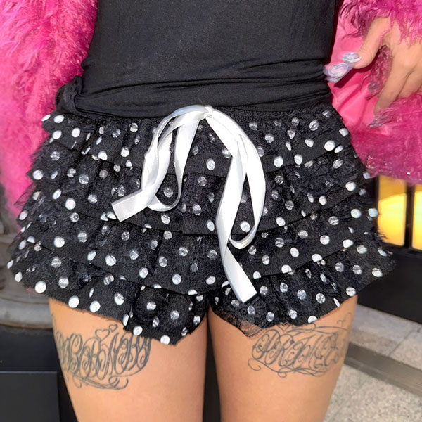 DOT FRILL SHORTS