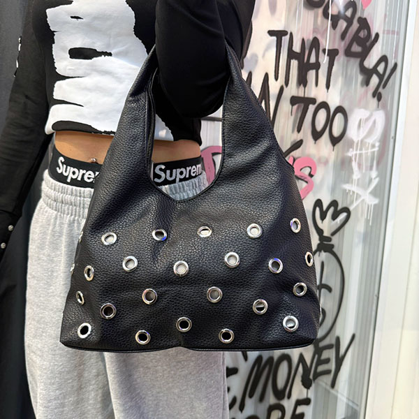 EYELET SHOULDER BAG