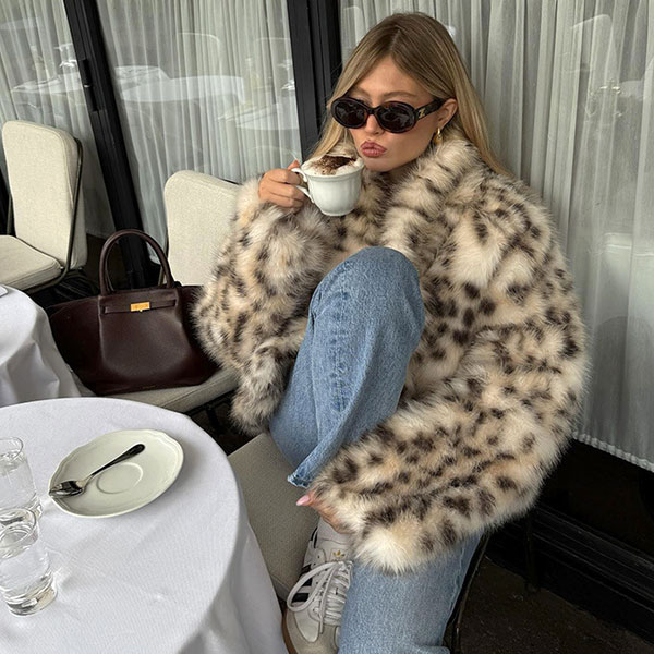 ANIMAL FUR LAPEL JACKET