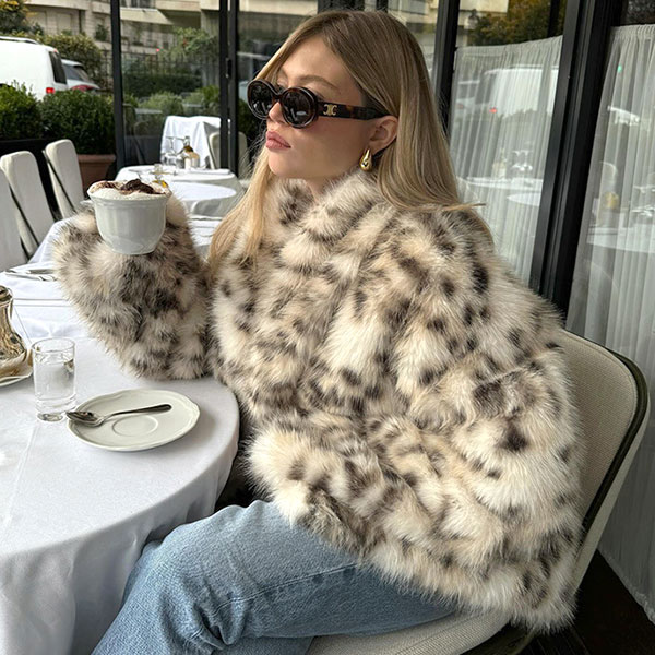 ANIMAL FUR LAPEL JACKET