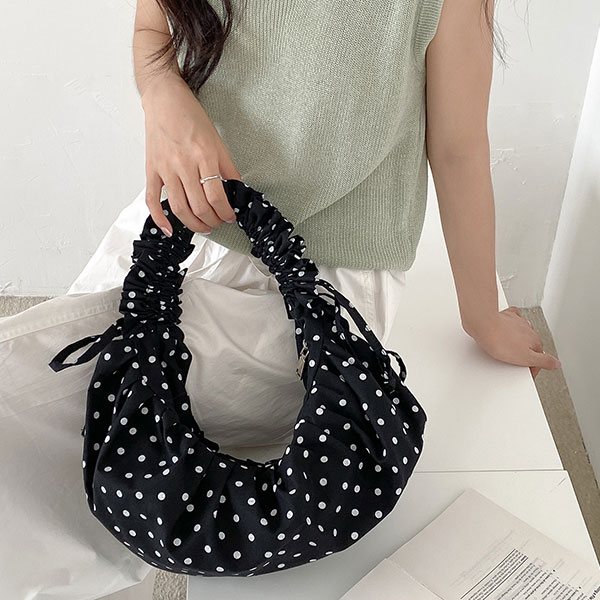 DOT SHOULDER BAG