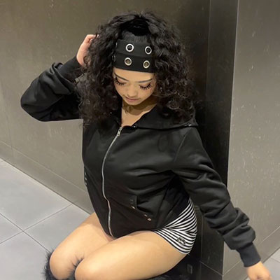 LINE STUDS ZIP HOODIE