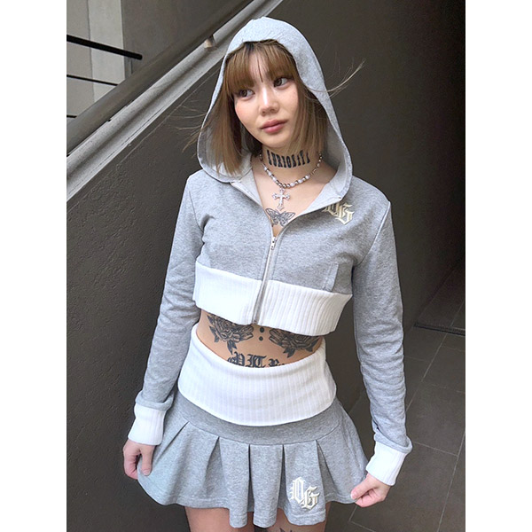 3D SWITCHING RIB PLEATS SKIRT