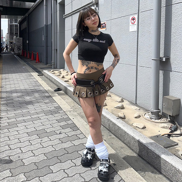 SASSY STONE T-SHIRT