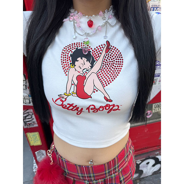 BETTY STONE HEART T-SHIRT