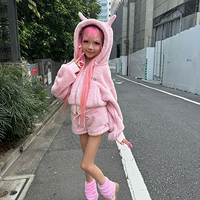 DEVIL FUR ZIP HOODIE