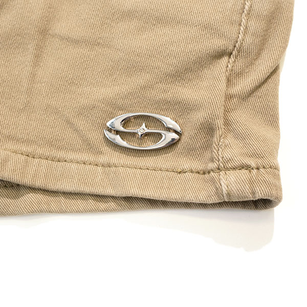 PLATE W BUTTON SHORTS