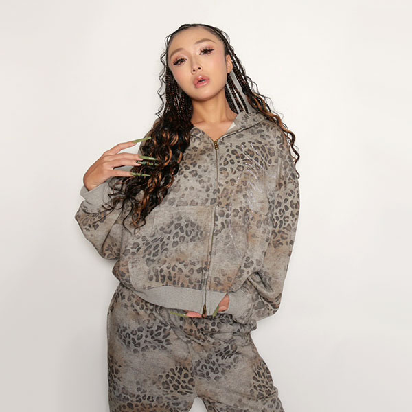 LEOPARD ZIP HOODIE