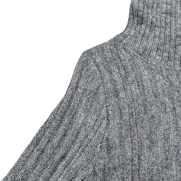 BUTTON TURTLE CARDIGAN