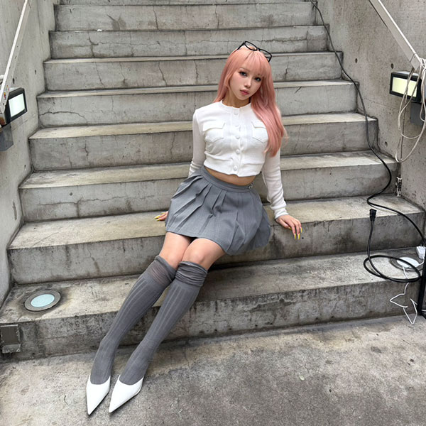 BUTTON KNIT CARDIGAN