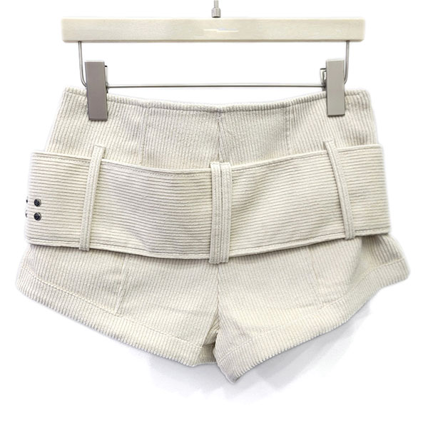 WIDE BELT STUDS SHORTS