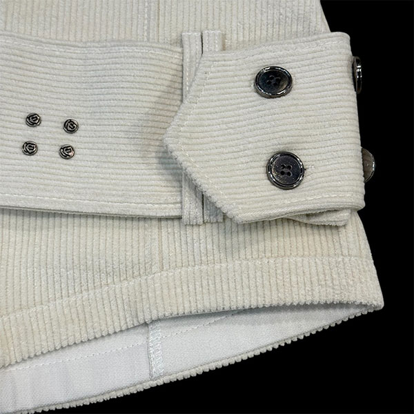 WIDE BELT STUDS SHORTS