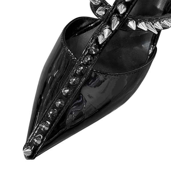 BLACK THORN STUDS MULE