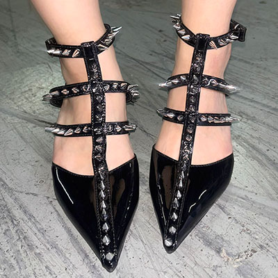 BLACK THORN STUDS MULE