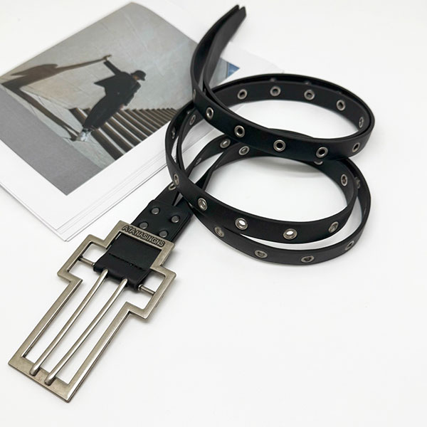 CROSS BUCKLE STUDS BELT