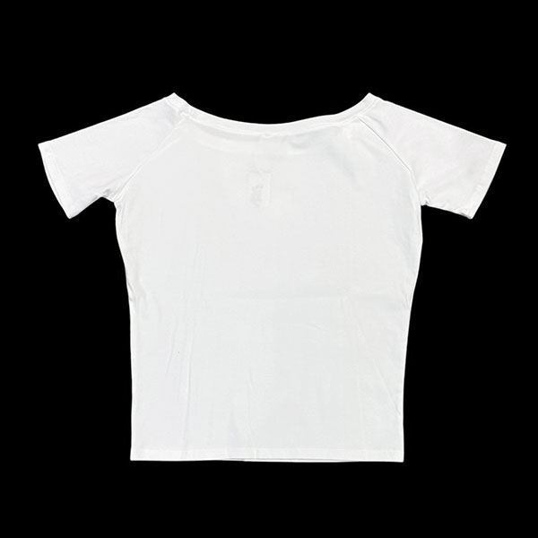 OFF SHOULDER LETTER OVER T-SHIRT