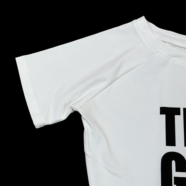 OFF SHOULDER LETTER OVER T-SHIRT
