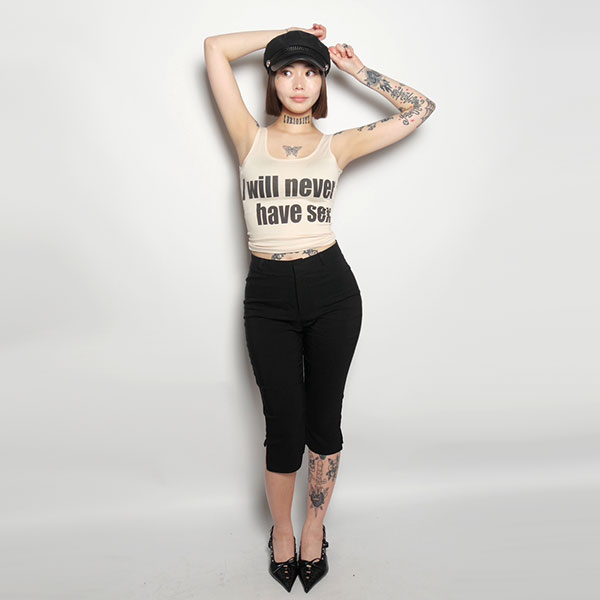 CROPPED BLACK PANTS