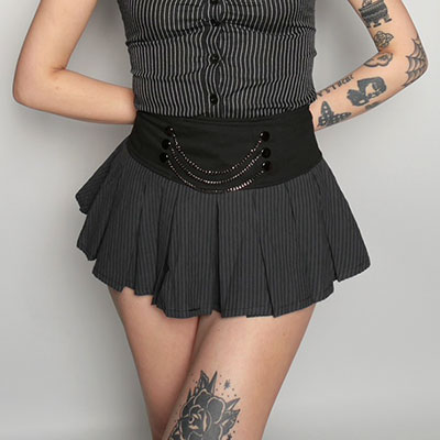 PUNK CHAIN PLEATED SKIRT