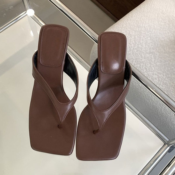 SQUARE TOE THONG HEEL SANDAL