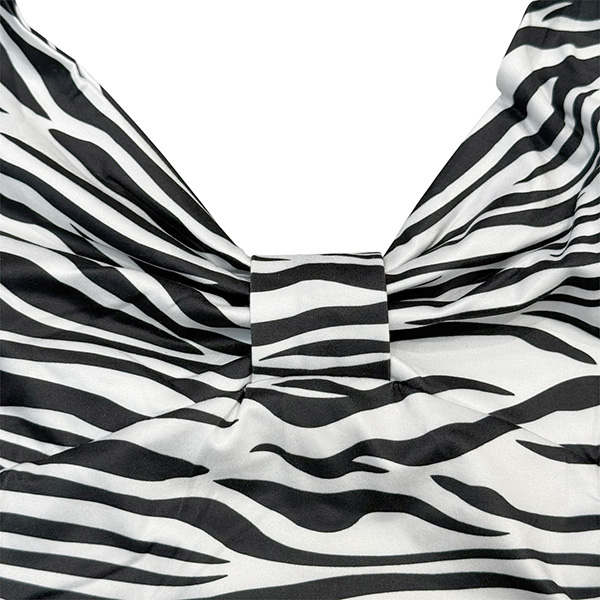 ZEBRA HALTERNECK