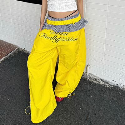 COLOR FRILL CARGO PANTS