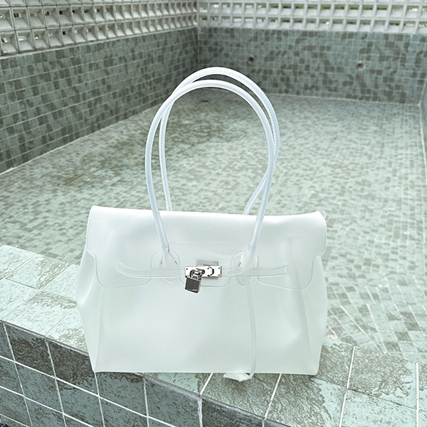 CLEAR JELLY BAG