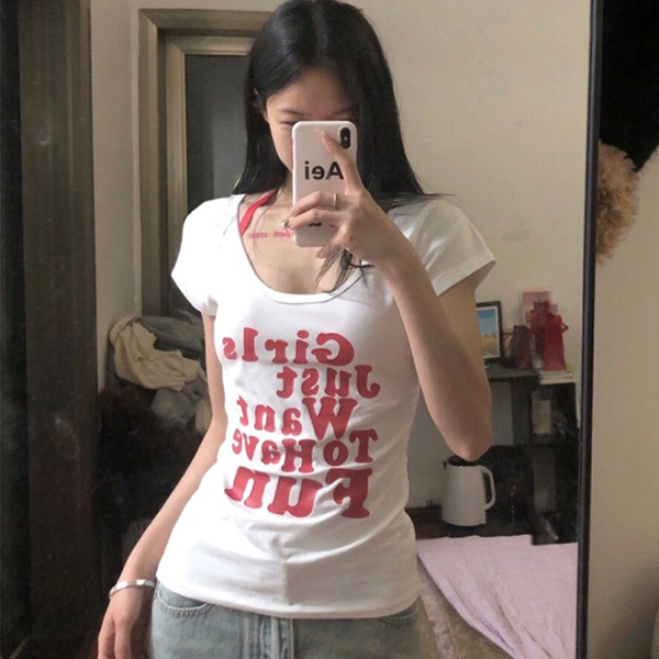 GIRLS JUST TEE