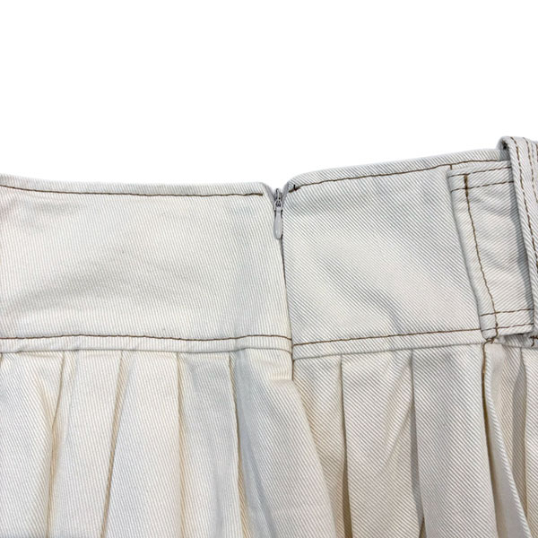 BELT PLEATS SKORT