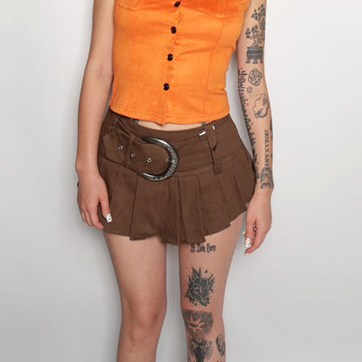 SUEDE BELT PLEATS SKORT