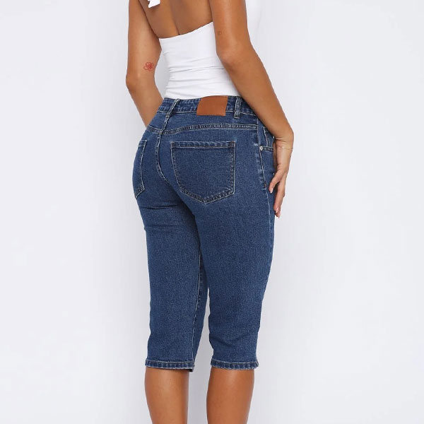 KNEE LENGTH PANTS