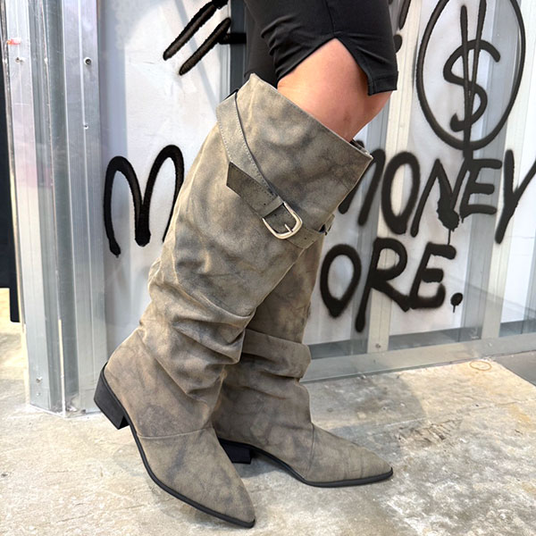 SHORT COWBOY BOOTS