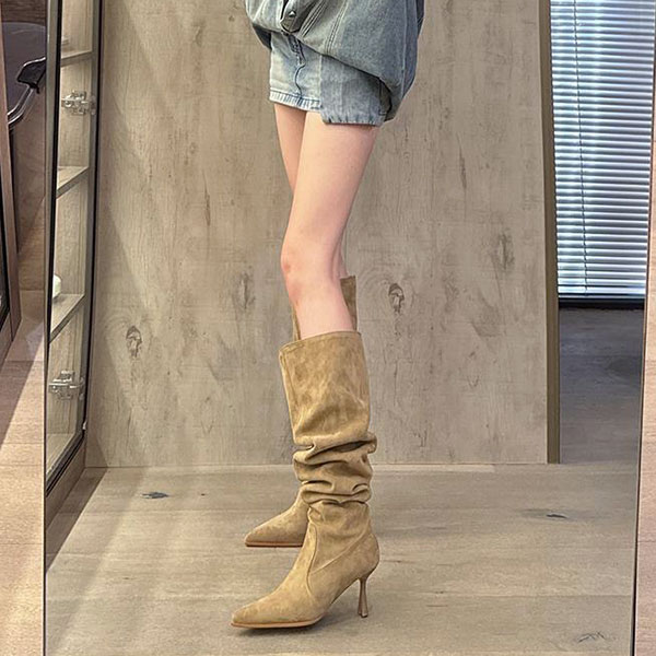SIMPLE SUEDE BOOTS